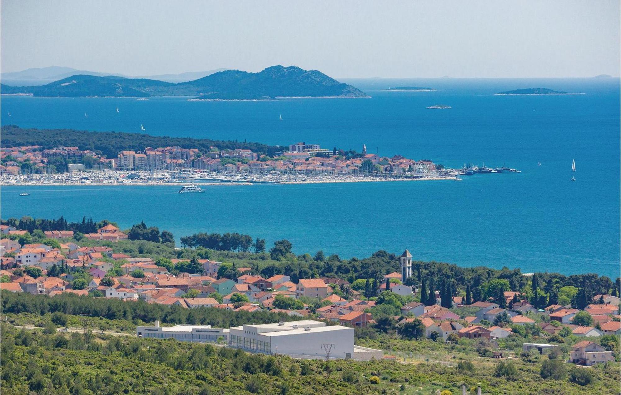 Pet Friendly Apartment In Biograd With Kitchen 비오그라드나모루 외부 사진